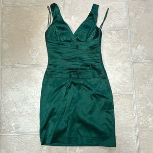 Emerald green bodycon dress